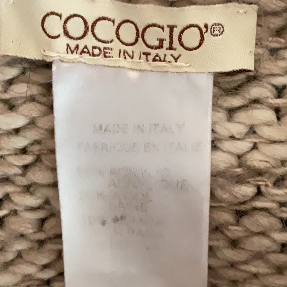 Cocogio Made in Italy Sweater - Picture 7 of 8